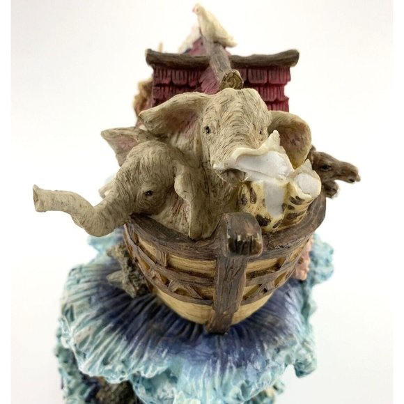 Classic Treasures Musical Noah's Ark Sculpture. Tune is: "Climb Every Mountain". - Picture 13 of 15